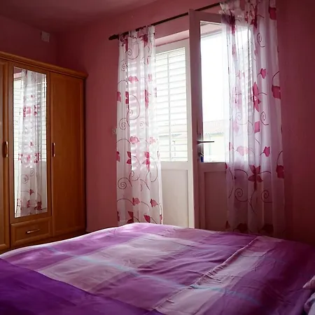 Matea * マカルスカ